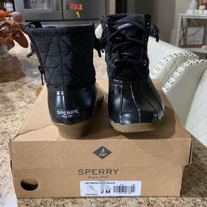 Sperry saltwater boot